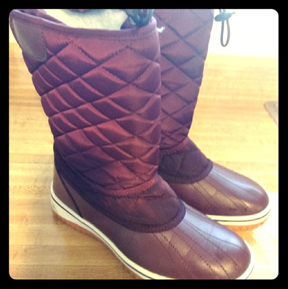 Puffer Boots